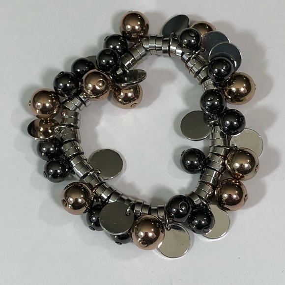 Dangle Bead Stretch Bracelets (2) - Picture 4 of 7